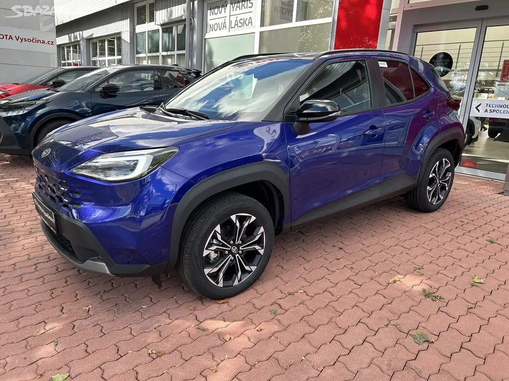 Toyota Yaris Cross, MC26 1,5 hybrid 130 koní -